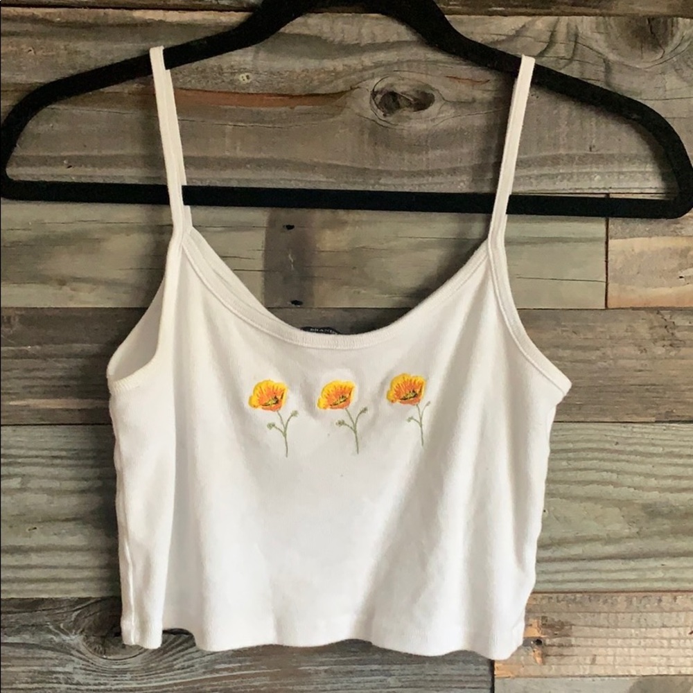 ♥️ Brandy Melville Flower Tank Top